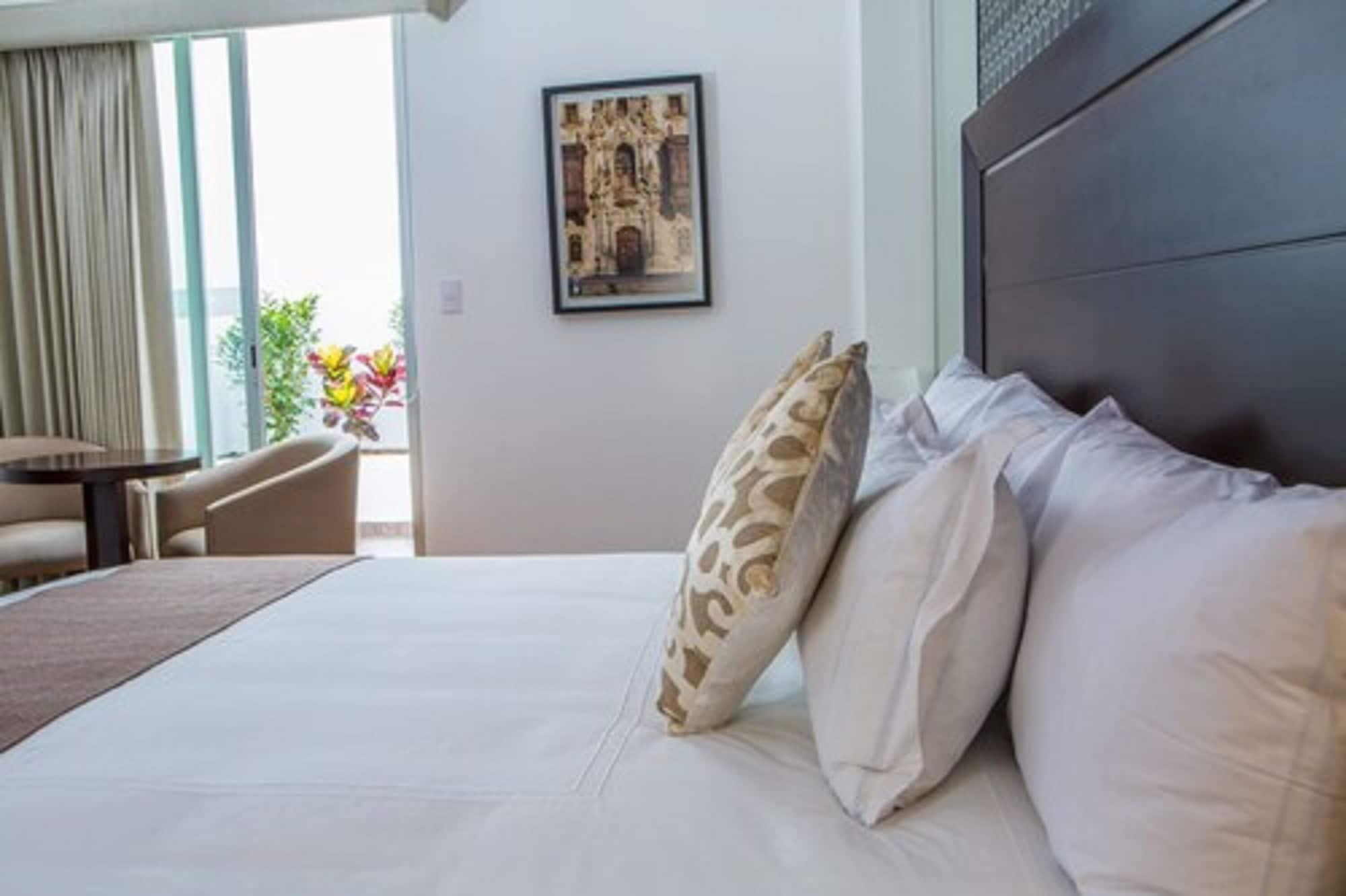 Hotel Jose Antonio Deluxe Lima Zewnętrze zdjęcie