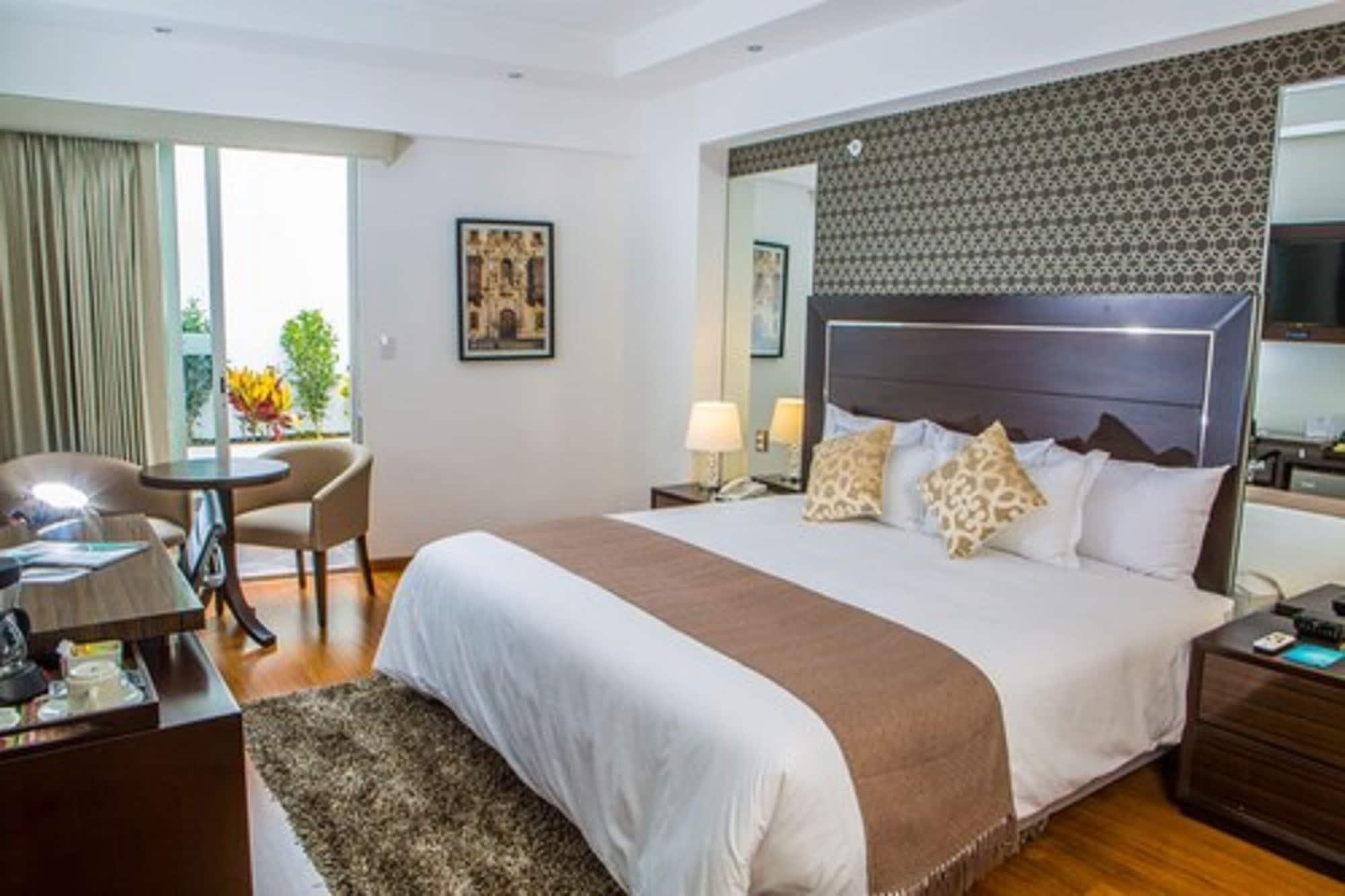 Hotel Jose Antonio Deluxe Lima Zewnętrze zdjęcie